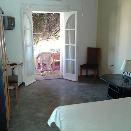 Hotel Kokkina Beach Finikas (Syros)